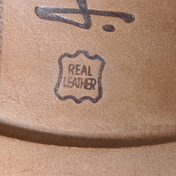 J Shoes - Picture 4 of 5